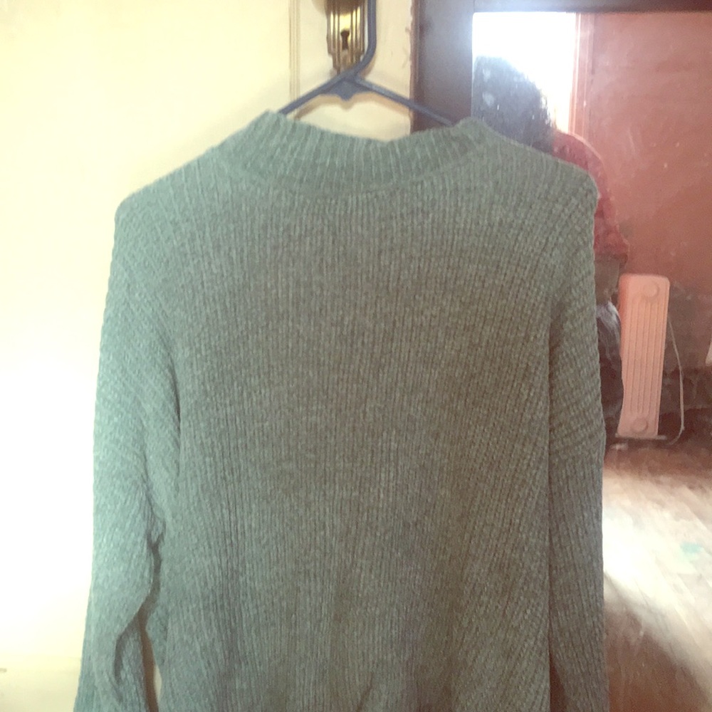 Knitted long sleeve shirt